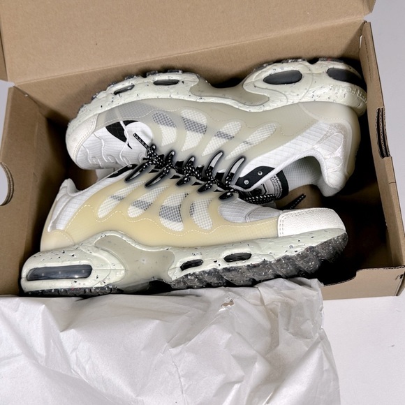 Like New Nike Air Max Terrascape Plus - Picture 6 of 12
